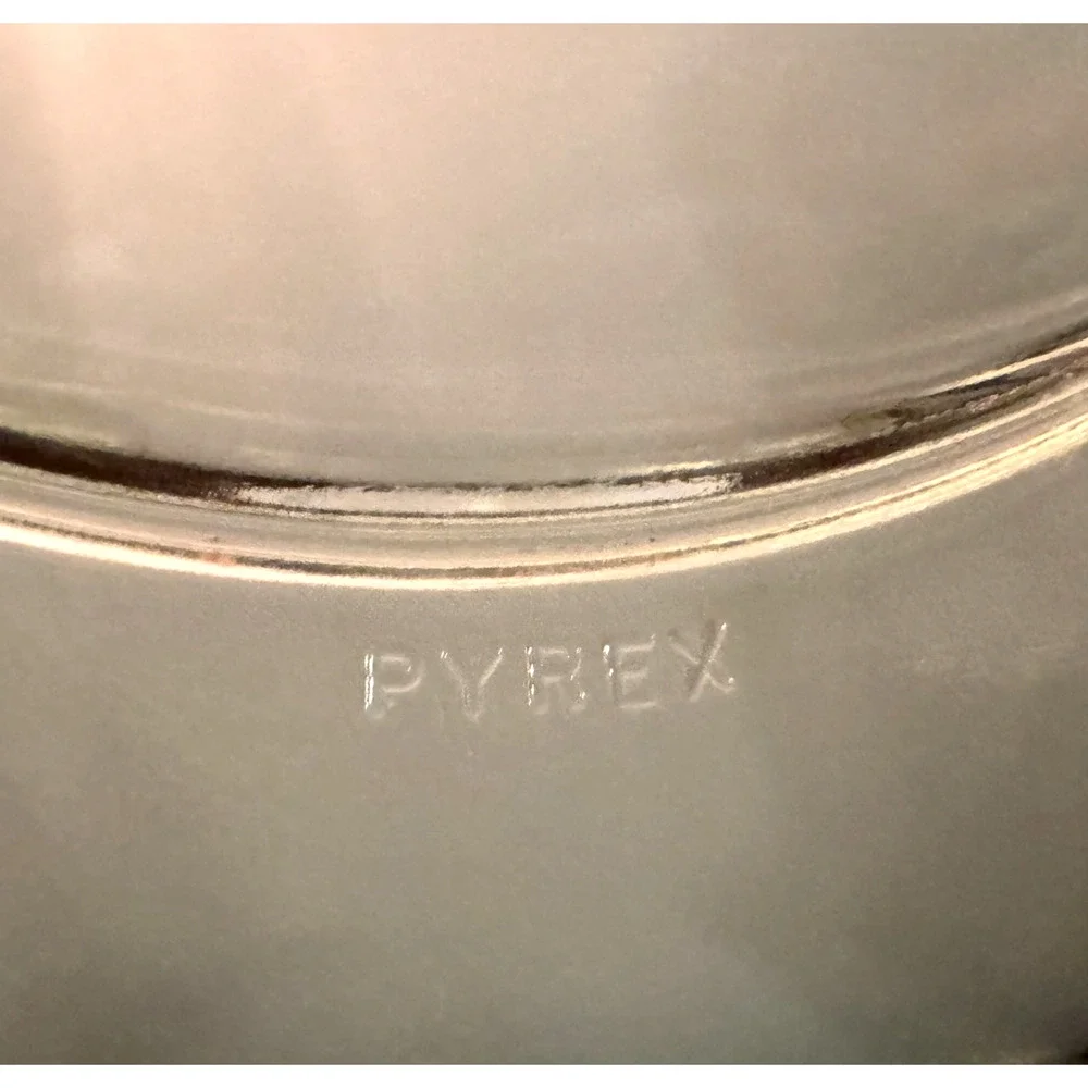 Pyrex Blue Oval Divided Casserole Dish 1.5 Qt With Clear Lid USA Vintage